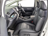 快適エアシート&シートヒーターを装備しています!高級車ならではの装備です!シートが暖まる機能!シートから冷風が出る機能!どちらも付いています!!寒い冬も、暑い夏も快適にご乗車頂けます!!