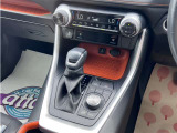 MTモード付。発進時やシフトチェンジ時もストレスなくマニュアル運転を楽しめます♪