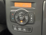【オートエアコン】一度お好みの温度に設定すれば、車内の温度を検知し風量や温度を自動で調整。暑い&hellip;寒い&hellip;と何度もスイッチ操作をする必要はありません。快適な車内空間には必須の機能ですね♪