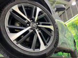 弊社では、全車『修復歴なし』のお車のみ取り扱っております。専任バイヤーによる厳選した仕入れの後、入庫後の車両チェックを行い、ネクステージが認定した高品質な中古車をご提供しております。