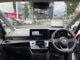 窓ガラスが大きく車両感覚も掴みやすいお車ですので安心してお乗りいただけます。