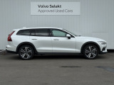◆サイド/流麗なプロポーションはVOLVO車の真骨頂。「美しいものと共にありたい」というオーナーの願いを満たします