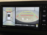 【フロントカメラ】運転席に座った状態で死角になりやすいクルマの前の様子まで確認でき安全ですね♪