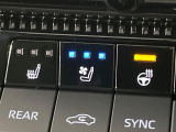 【シートヒーター&ベンチレーション】夏場は涼しい風でお尻や背中の熱やムレを防ぎ、冬はエアコンよりも早く温まってポカポカに!季節を問わず快適に過ごせます。