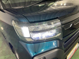 LEDヘッドライト付きです。夜間の運転も安心ですね