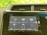 シンプルで直感的な操作性。各種設定や車両情報も一目で確認できます。快適なカーライフをサポートする、頼れる相棒です。