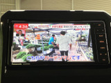 停車中には、地上デジタル放送をお楽しみいただけます。ニュースやドラマ、お気に入りの番組を車内でも快適に視聴できます。
