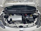 【エンジンルーム】エンジンの調子は良好です!ご納車前にはしっかりとオイル交換・その他油種類の点検補充をさせて頂きます。また、ガリバーでは修復歴のある車は販売いたしません。