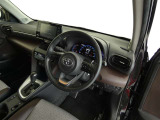 視界も広々で見晴らしの良い運転しやすいコックピットです。