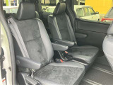 ゆとりある広々とした車内空間は、ドライブを始め買い物やレジャーなど、幅広く活躍します。一人でもみんなとでもお出かけを楽しみましょう!