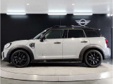 MINIのアロイ・ホイールは、MINIらしさの象徴である、ゴーカート・フィーリングを向上させるために技術の粋を集めて開発されています。