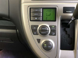 オートエアコンを装着しておりますので車内をお好みの快適な温度に保つことが可能です!
