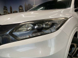【LEDヘッドランプ】ハロゲンヘッドランプの約2倍の光量でより明るく遠くを照らし、夜間走行時の視認性を高める。さらに長寿命や、省電力も魅力。
