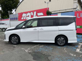 両側オートスライドドア装備!運転席やドアのスイッチ、リモコンキーでも開閉操作できるので便利ですよ!