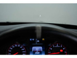 現行のC63では直列4気筒のハイブリッドモデルとなっており、純ガソリン車両は最終モデルといわれております。