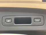【パワーバックドア】スマートキーや運転席のボタンを押すだけでリアゲートが自動で開閉します!荷物を持っている時や、高い位置にあるバックドアを閉める際に便利な機能です♪