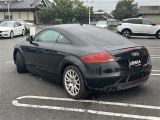 ◆LIBERALAは、輸入車選びの新たなスタイルを提案するインポート・セレクト・ブランドです。オーナー様となる方がクルマから直接感じる感性を第一にした、最良の一台との出会いをコーディネートいたします。