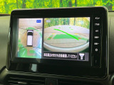 【アラウンドビューモニター】専用のカメラにより、上から見下ろしたような視点で360度クルマの周囲を確認することができます☆死角部分も確認しやすく、狭い場所での切り返しや駐車もスムーズに行えます。