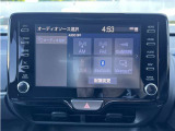 ディスプレイオーディオを装備。スマホとクルマをつなぐことで、これまでのナビに加えて、いろんなサービスが楽しめます。