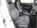 見通しのよいすっきりとした視界で、誰でも運転しやすいです。運転のしやすさは疲れにくさにも繋がりますよ♪