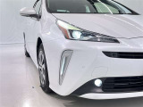 フォグランプ装着車です。暗い夜道の車両前方を明るく照らします