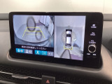 全方位モニターがついています! 車の周囲を360&deg;安全確認できるので、普段の駐車はもちろんの事、縦列駐車や幅寄せの際にも活躍してくれますよ。