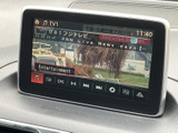 停車中にTV視聴が可能。ニュースや番組をチェックしながら、休憩時間を有効活用できます。快適な待ち時間を過ごせるのが魅力です。