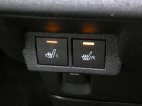 運転席/助手席シートヒーター付きです。寒い日も快適なドライブが楽しめます♪