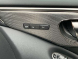 フロント電動パワーシートを装備☆運転席はメモリー機能付きです。