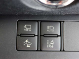 オートマチックハイビームとは、先行車や対向車のライトを認識し、ハイビームとロービームを自動で切り替える機能です。夜道の視界を確保します。詳細は販売店スタッフまでおたずねください。