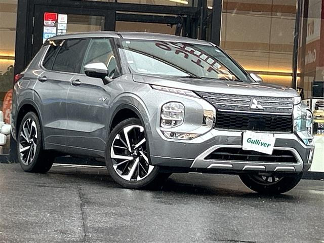 アウトランダー PHEV 2.4 P 4WD 本革シート