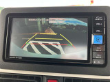 バックガイドモニターで、後方を確認しながら安心して駐車することができます。運転初心者も熟練者も必須の機能ですよ!