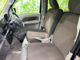 運転に必要な情報を確認しやすい配置。操作も直感的に行え、運転に集中できます。快適な運転環境をサポートします。