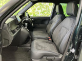 運転しやすいように配置された操作系。直感的に操作でき、安全運転をサポートします。