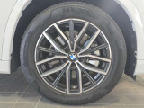 右前フロント 225/55R18