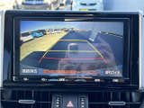 バックガイドモニターで、後方を確認しながら安心して駐車することができます。運転初心者も熟練者も必須の機能ですよ!