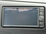 バックカメラ付です。後退時に後方を確認しやすくなっております!!