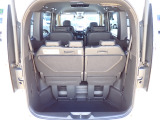 ◆定員乗車時のカーゴルームです。普段のお買い物の荷物やたくさんの収納が可能です。