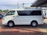 カープレシャスではご納車後もお客様に安心しておクルマにお乗り頂くため、【2か月又は2,000km】の保証をお付けしております!当社は保証金額をお支払い総額に含ませていただいております!