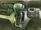 停車中、TVやDVDの視聴で、車内時間を有効活用できます。快適な移動時間をお過ごしください。