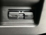 ETCを装備。これで高速道路の料金所もノーストレス。ノンストップで通過します。
