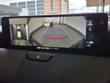 360度ビューモニター 4つのカメラで前後左右、俯瞰映像を表示、ドライバーからは見えない領域の危険認知をサポートするシステム搭載!
