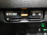 ETC2.0搭載!!従来のETCの高速利用料金の収受だけではなく、渋滞回避や安全運転支援といったドライバーに有益な情報を提供するサービスです。