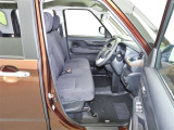 高品質カークリーニング 外装・内装、岐阜トヨペットの専門スタッフがシートもカーペットも綺麗に洗浄済み!プロの仕上げを是非ご確認ください。