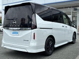 セレナ 1.4 e-POWER ハイウェイスターV 