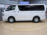 広い開口部両面スライドドア。大きな荷物も楽々です。