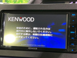 【ナビゲーション】目的地までしっかり案内してくれる使いやすいナビ。Bluetooth接続すればお持ちのスマホやMP3プレイヤーの音楽を再生可能!毎日の運転がさらに楽しくなります!!