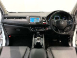 【前方視界】開放的な前方視界!運転がしやすく疲れにくいです♪窓が大きく、見通しがとっても良いおクルマですよ♪