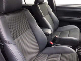 【クルマの状態を徹底検査して公開】中古車の総合評価や内外装の状態などをひと目で分かるよう、プロの検査員が実施した車両検査証明書をご用意しています。