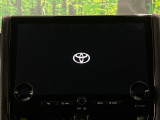 【ナビ機能付14型ディスプレイオーディオ】ナビ機能搭載の他、お持ちのスマートフォンと連携して、ナビやbluetoothでの音楽再生が可能です♪デザインはもちろん操作性も良好!